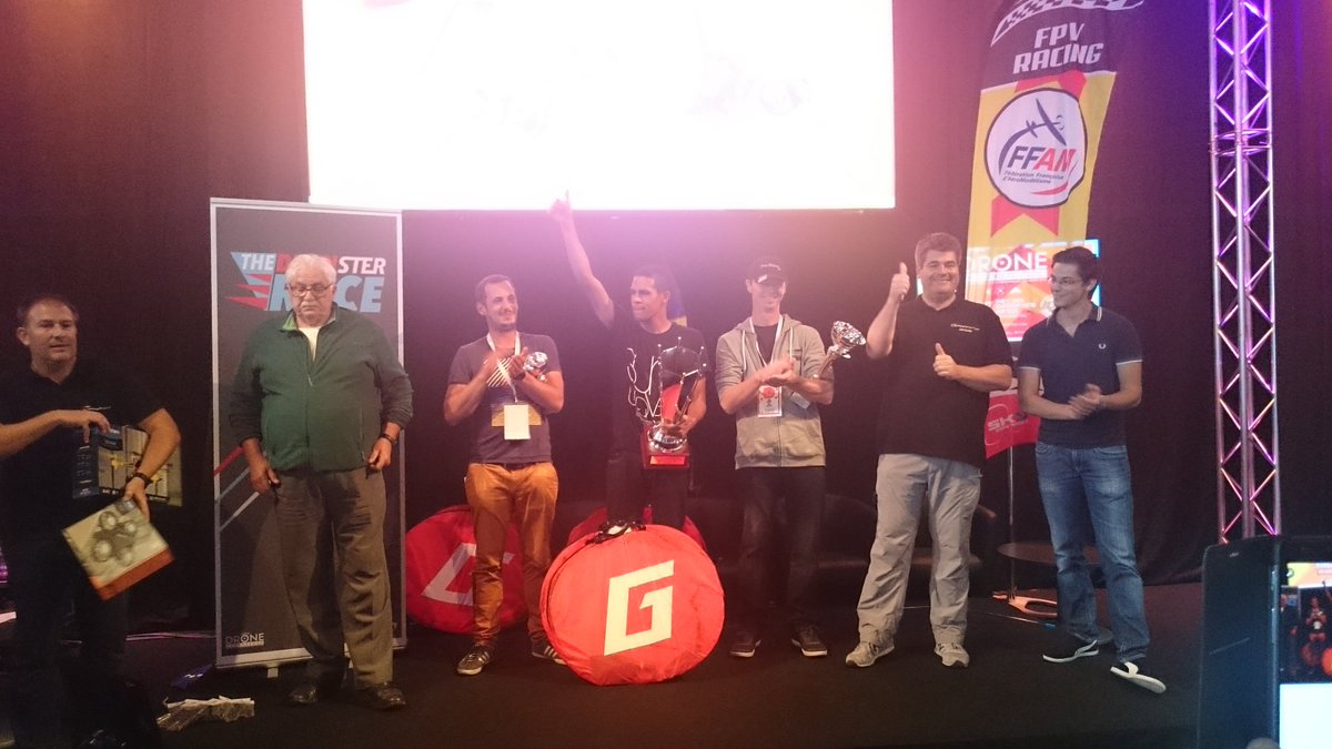 Le pilote réunionais 9T74 est le grand gagnant de la course FPV, la #dronesterrace #race du salon #DroneExperience