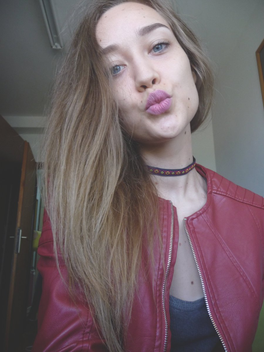 plavookac's tweet image. Feels so good to be super productive again after some lazy days. #happy #girldeveloper #webdeveloper #webdev