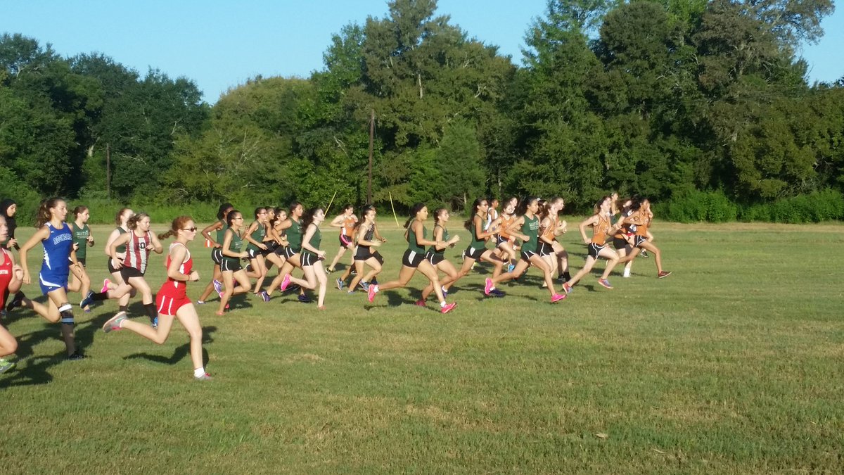 MaydeCreekXCTF's tweet photo. JV team off to a great start! #CaldwellInvitational #MaydeForThis @MCHS_Rams @KK_Trnka https://t.co/XT6Z4iqVmd