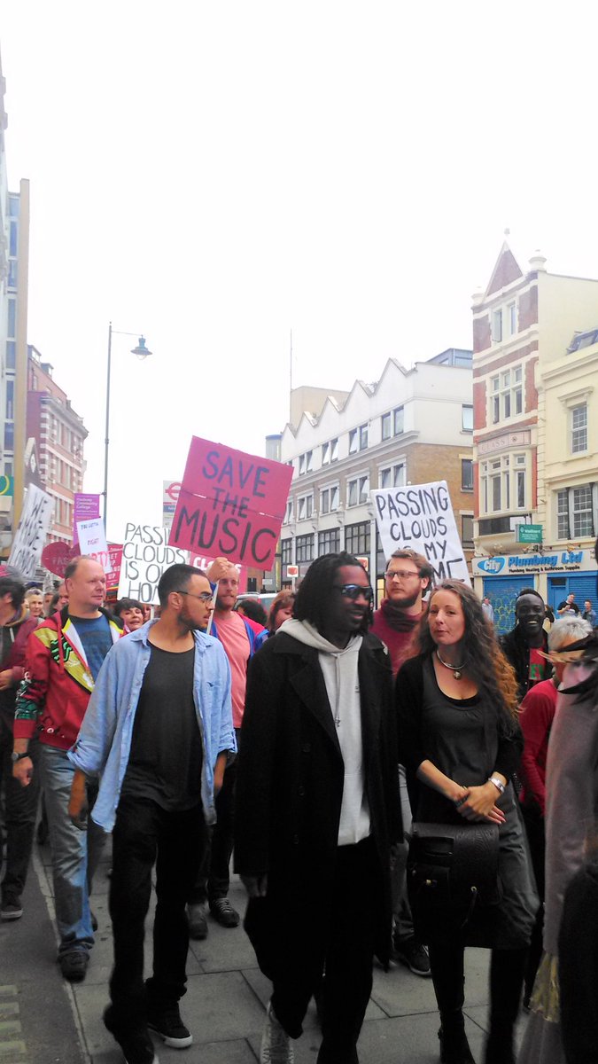 ClaraGH1's tweet image. #savepassingclouds #londonmusic @passingclouds