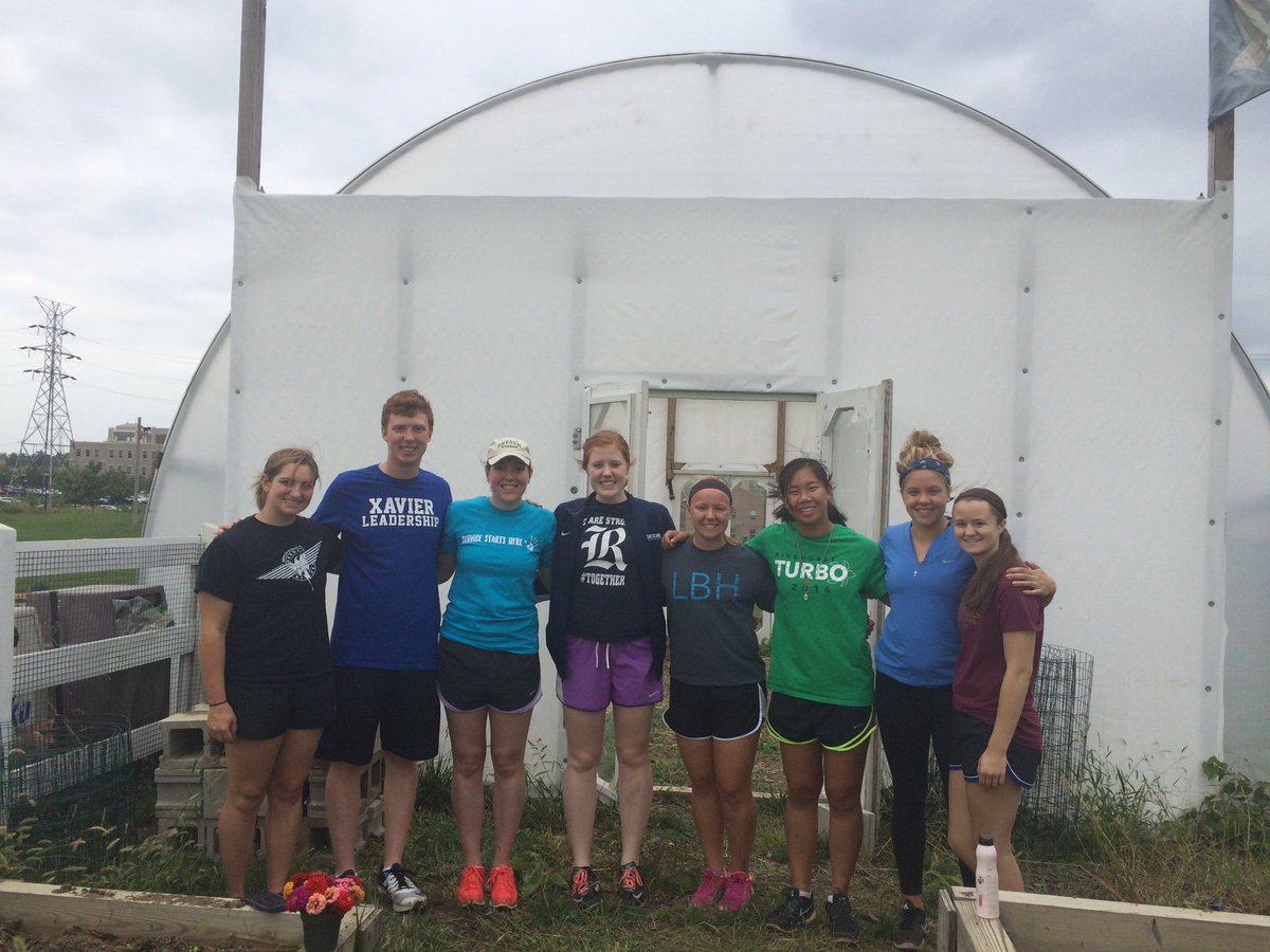 XUClubSwimming's tweet photo. XUSC had a great morning helping out at Community Action Day! #servicestartshere @XU_CAD https://t.co/bdHJzlW5yd