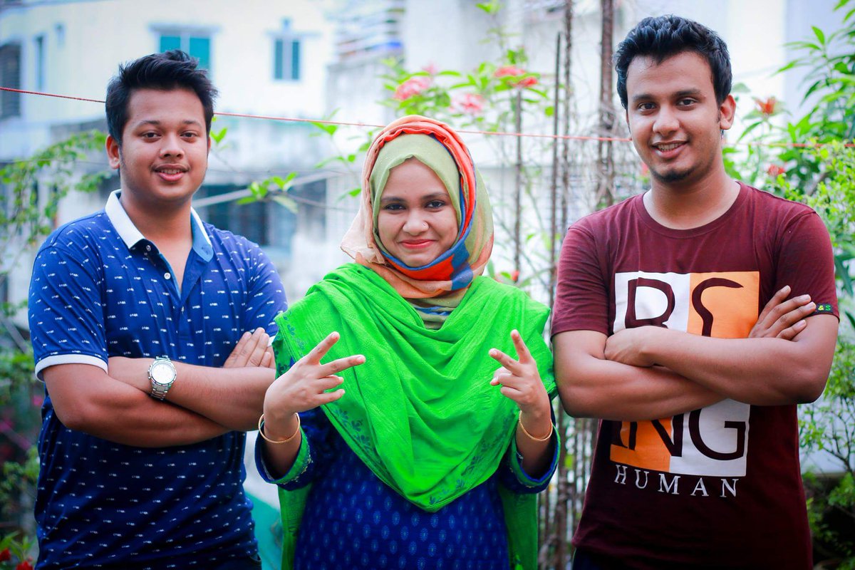 efazc01's tweet photo. #cousins https://t.co/tvjGmGfDQK