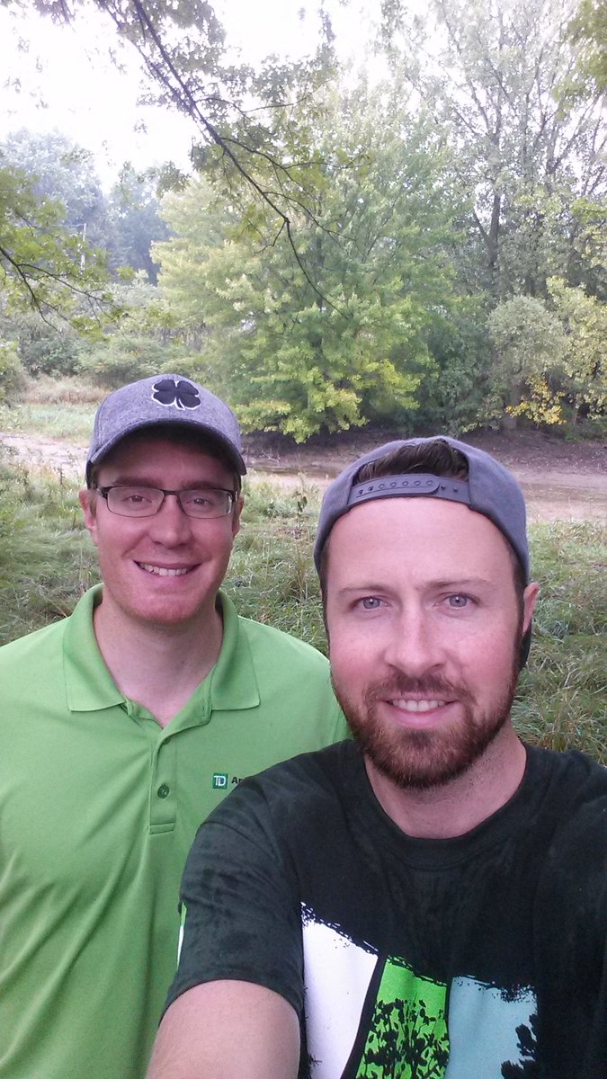 craig_tweets_'s tweet photo. Working together again with @davejeannette_ @TD_Canada #TDTreeDays in St. Mary's.  Proud to be TD 😃 @AIacobelli_TD https://t.co/2tKVs14IM3