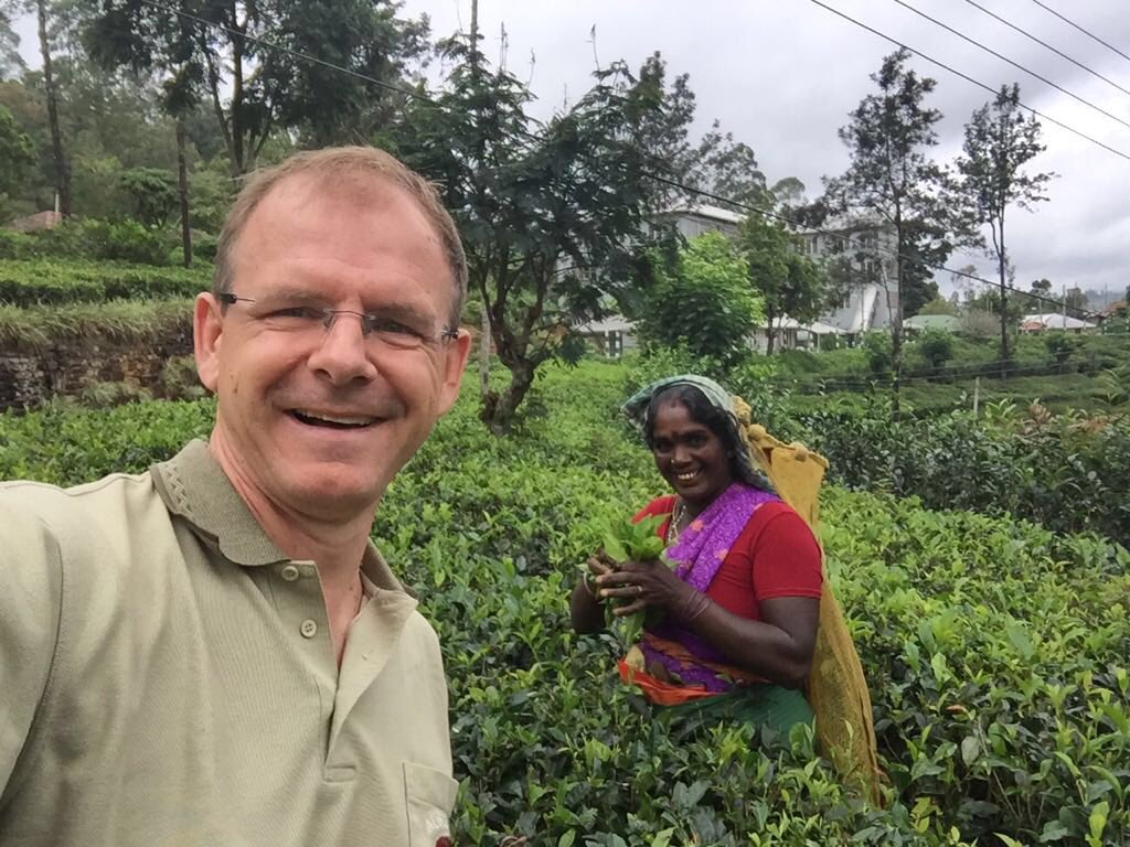 Dag 4 Sri Lanka: @ de plantage in Norwood waar onze losse #thee wordt geplukt, verwerkt &amp; verpakt! #communitea #vers