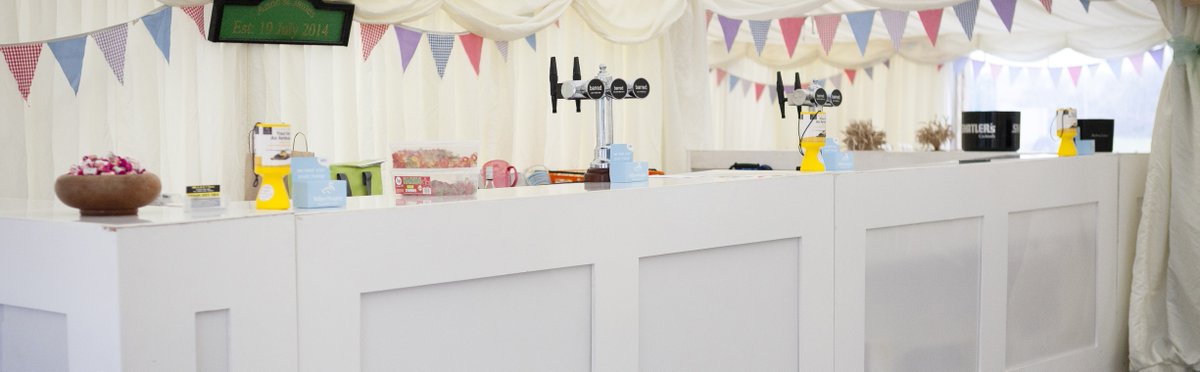 Celebrate your big event with a fully-stocked mobile bar qoo.ly/aw2sn