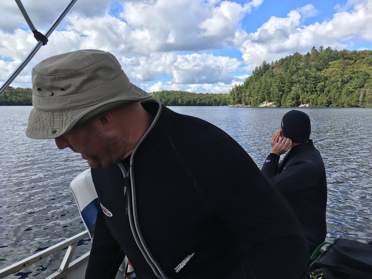 mackinacdiver's tweet photo. #Scubadiving in Canada. #mackinaccharters One more weekend for #wreckdiving call 906.298.0369 https://t.co/xgGDLRHS1u