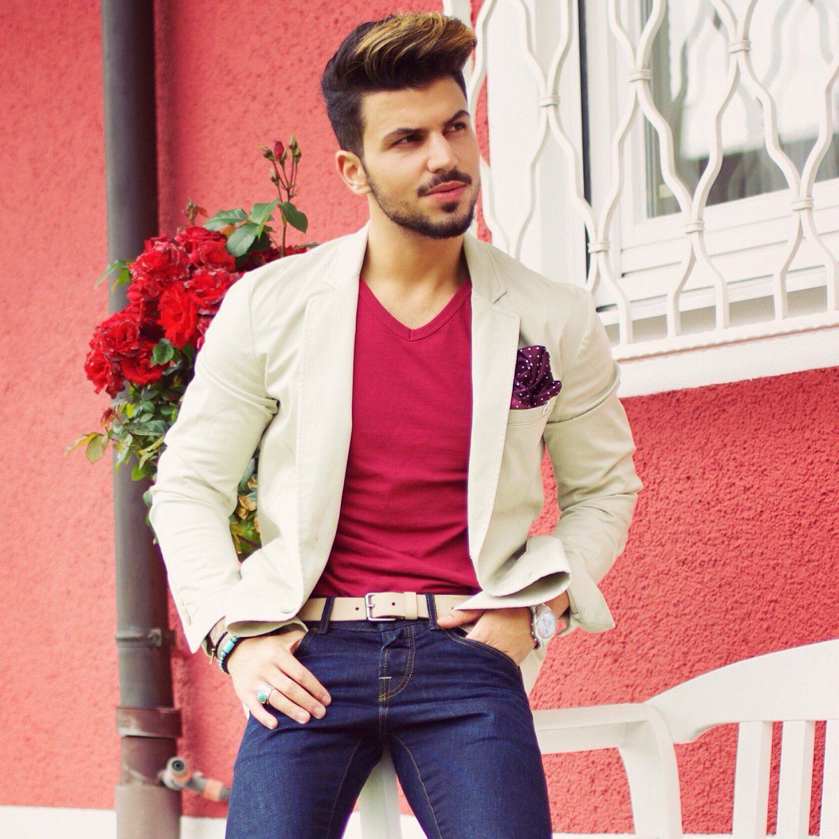 peymankashi's tweet image. Just 4 U my friends 🌹