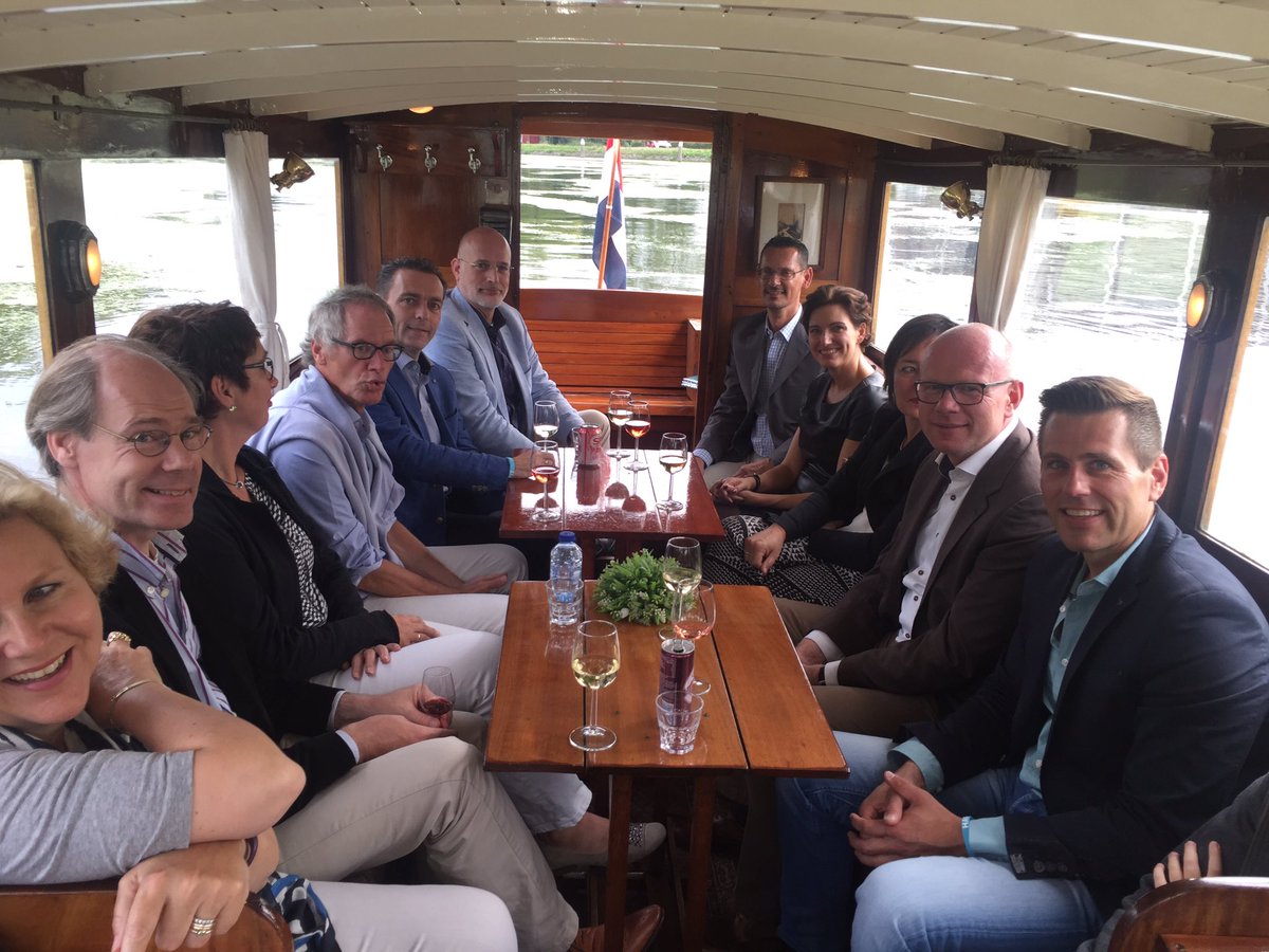 BjornLugthart's tweet photo. Uitgenodigd door @Gemeente_LV voor Culinaire Armada op de Vliet! gastronomisch hoogtepunt! https://t.co/oDXCEfVFVl