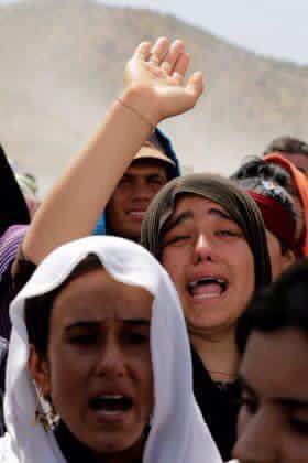 فك قيدي وأرجع الي حياتي التي سرقتها مني!! 

#الحرية_للأيزيديات_المختطفات