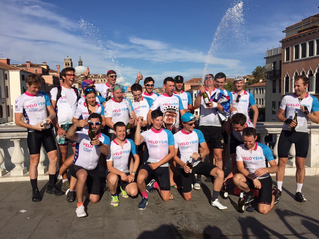 VeloVeni's tweet photo. #wemadeit #veloveni #venice #italy #cycling #whereishamish @RSHParchitects @CR_UK @ARUKnews https://t.co/vrOvVAqCFN