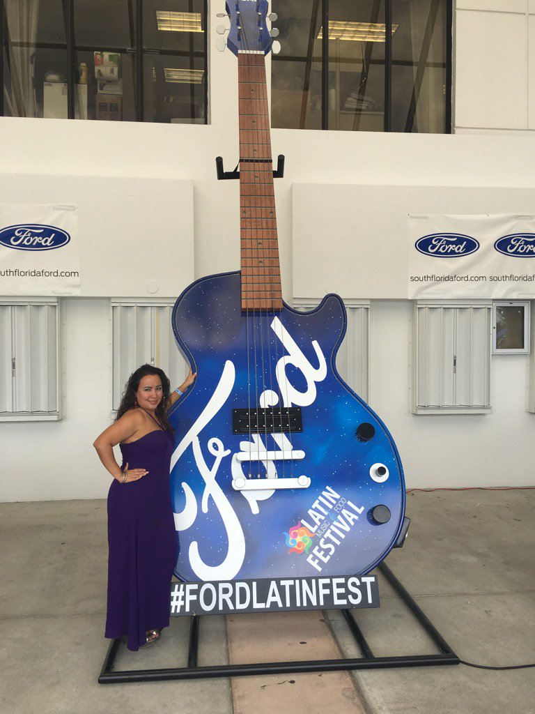 7777Veronica's tweet photo. #FordLatinFest https://t.co/ixjTgecM4x