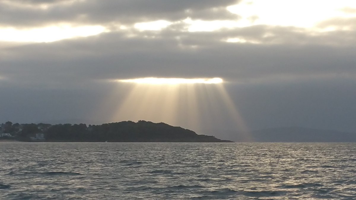 GMcMurry's tweet photo. #greypoint Co down https://t.co/hDIZDCwJFf