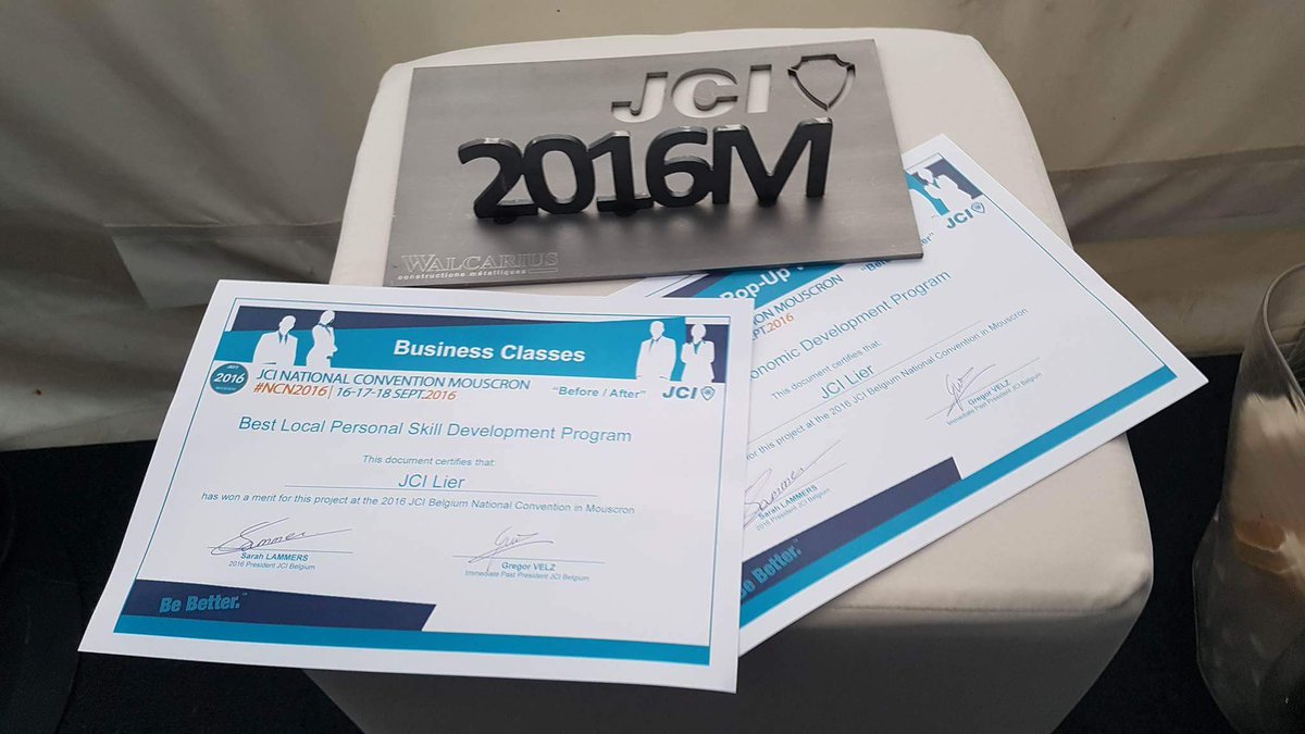 jcilier's tweet photo. 1 award, en 1 merit! Lier gaat uit zijn dak vanavond!! #m2016 proficiat @KennethDeDecker en @Kjell_Spruyt als CDs! ❤ https://t.co/fqqpkhc9qC