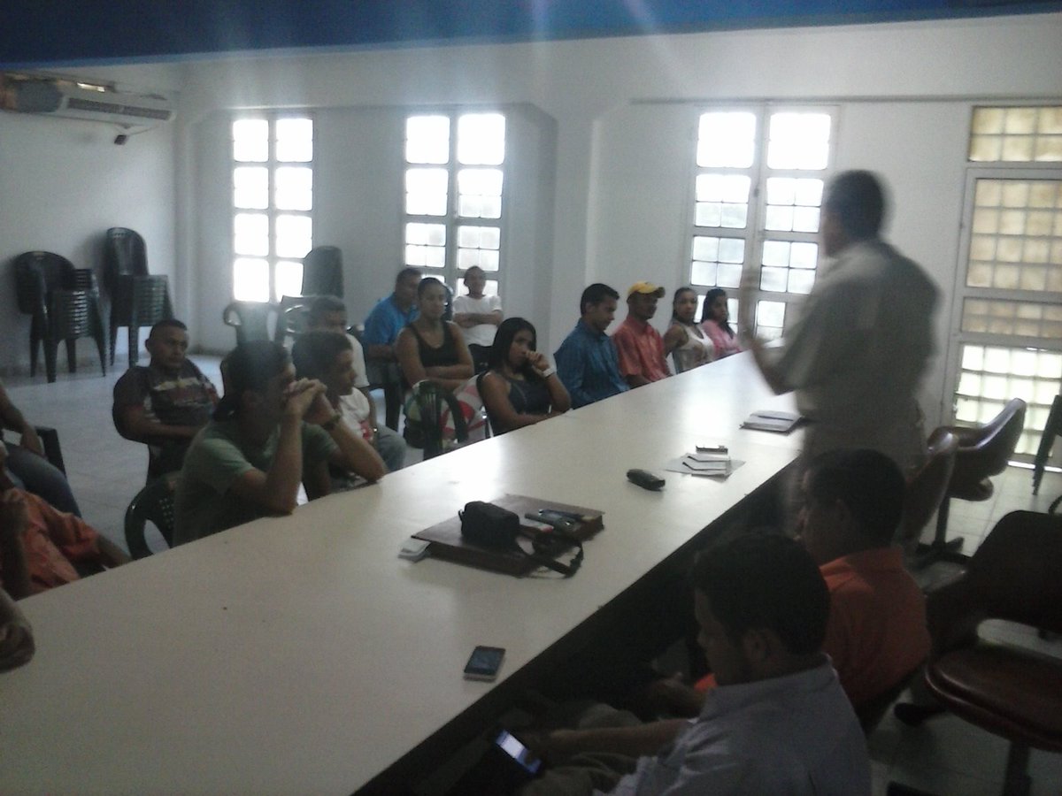 ManuelRico6's tweet image. Seguimos formando a la juventud de nuestro Partido.