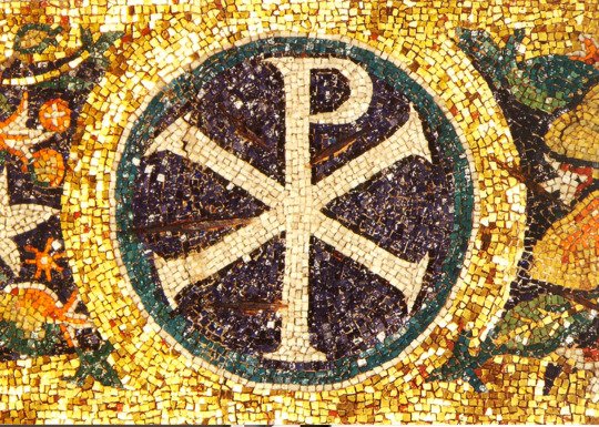 Mosaic with the Greek letters X(chi) and P(roo) in the well spread symbol for #Christ (ΧΡΙΣΤΟΣ in greek letterfoms).