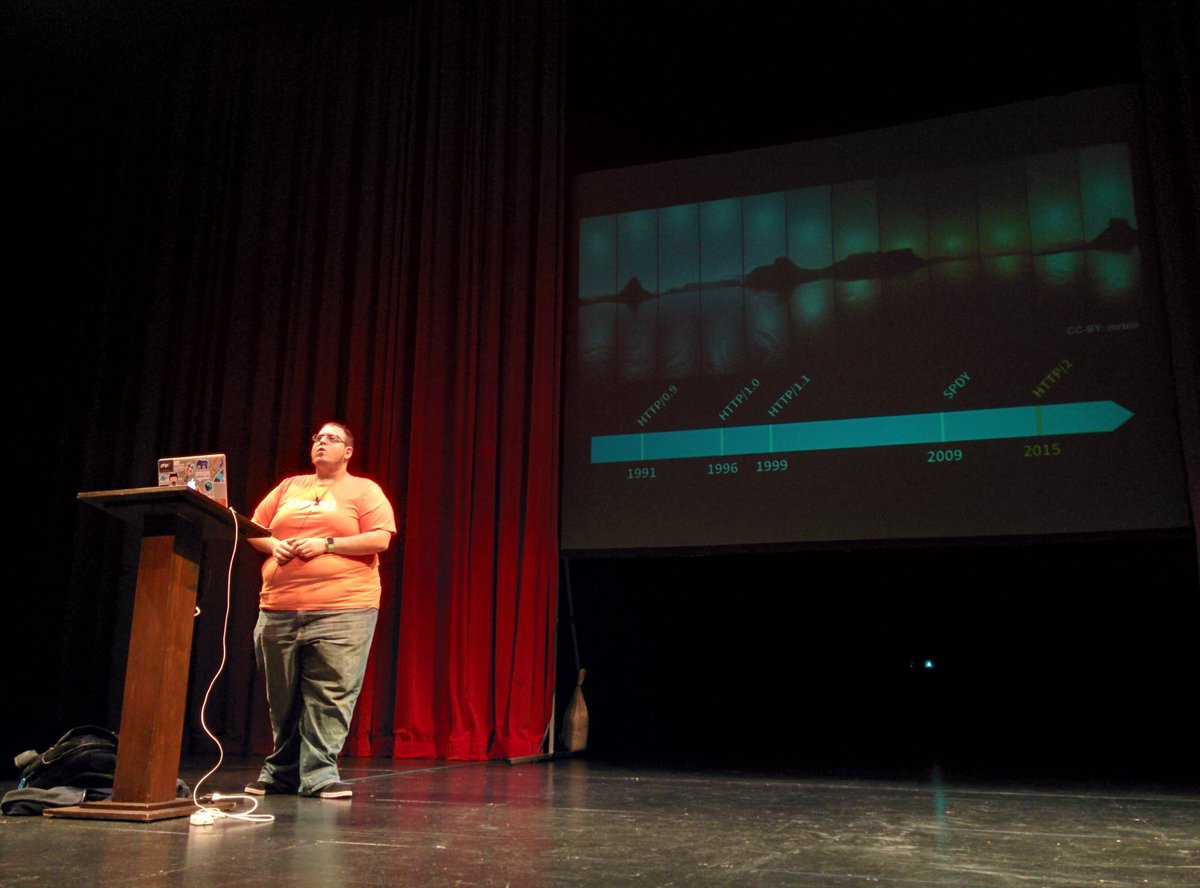 zaskoda's tweet image. &quot;HTTP/2 and Async APIs&quot; with Davey Shafik at #pnwphp @dshafik