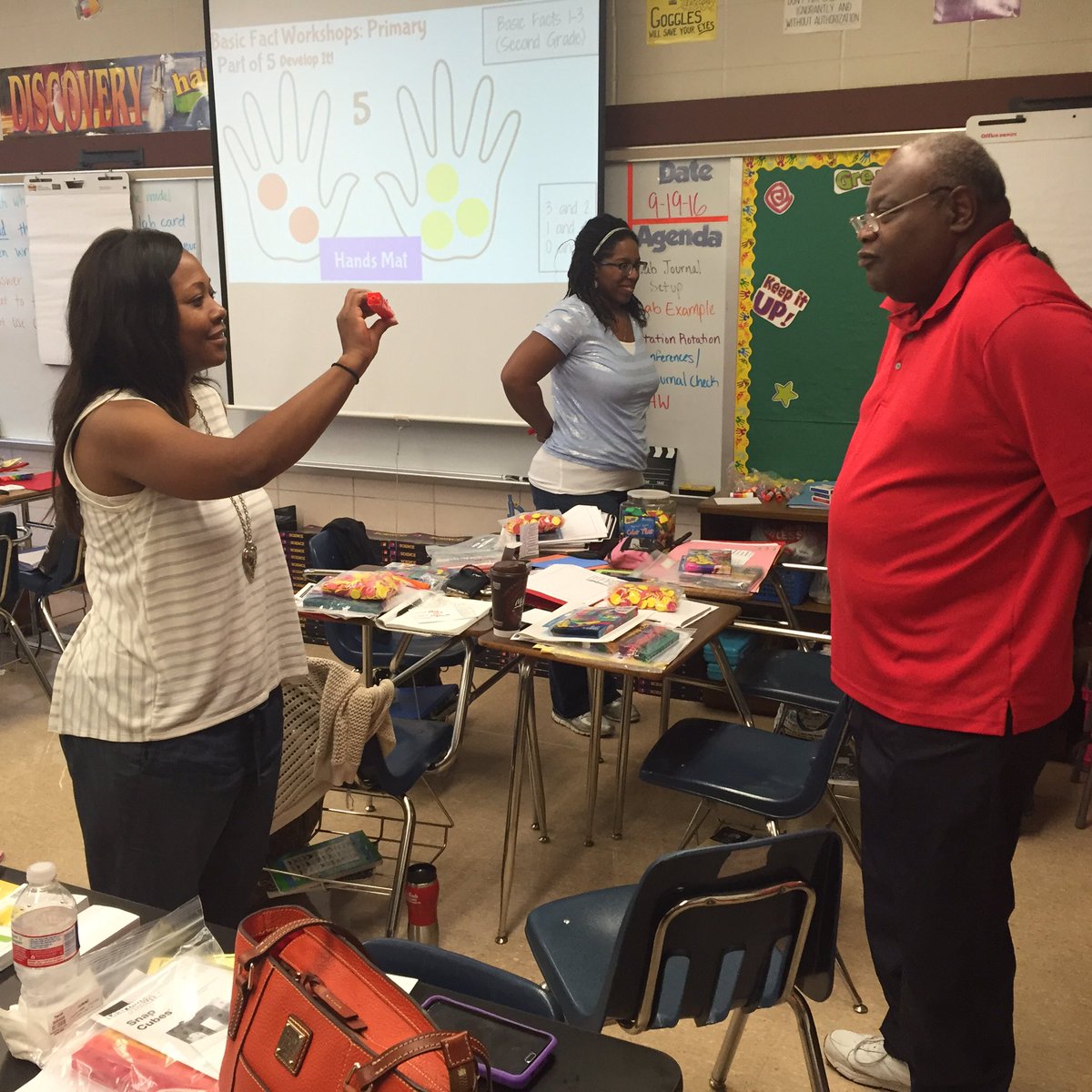 grizfan99's tweet image. Building Fact Fluency @AISDTitle1 with some great teachers! #raymondmath #collaborate #factfluency #automaticity