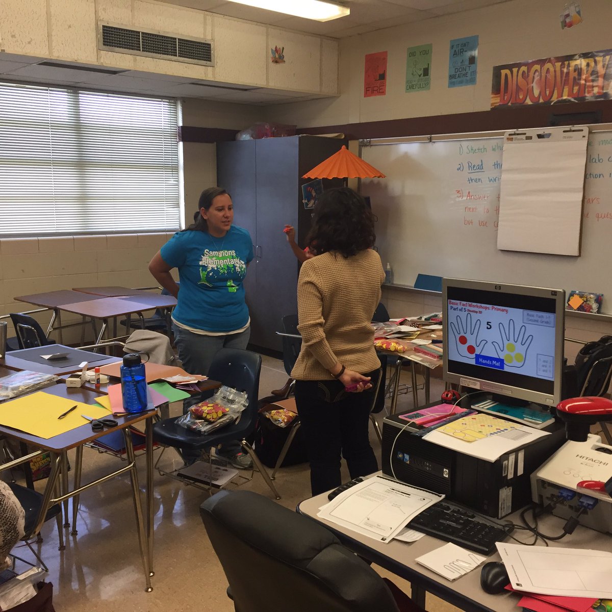 grizfan99's tweet image. Building Fact Fluency @AISDTitle1 with some great teachers! #raymondmath #collaborate #factfluency #automaticity