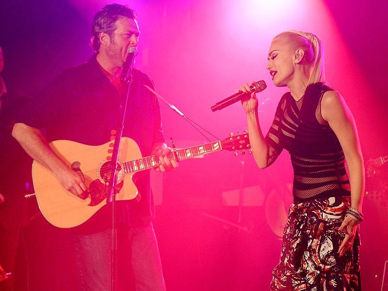 gsbsnd2016's tweet photo. @blakeshelton not even sure you check TL anymore but #iconchangetime #idea4 change is good... @gwenstefani https://t.co/dfCxJd0Wty