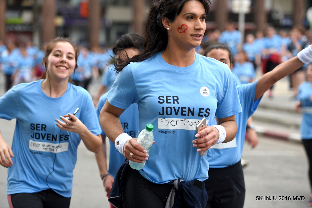 Álbum 4 de fotos de los 5K #SerJovenEs . Si corriste en Montevideo buscate. <a href="/inju_uy/">INJU Uruguay</a> goo.gl/uwdhQP