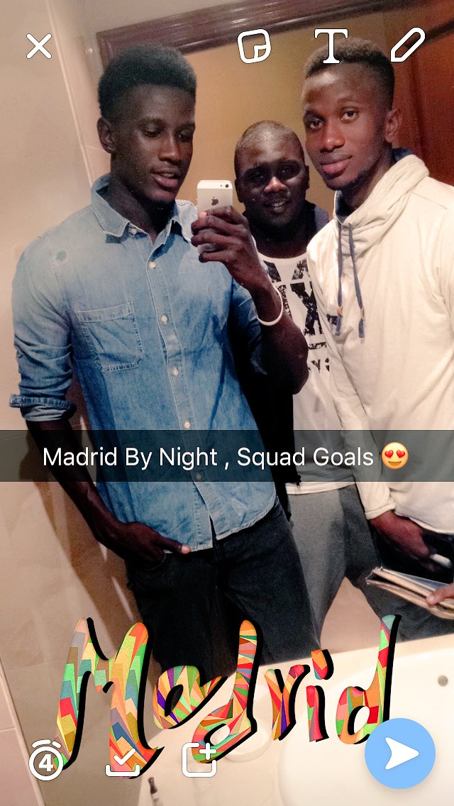 MoDjamil's tweet photo. Loc: Madrid 📍avec ma team @SacCityOfficiel en Espagne . Madrid By Night 😍 https://t.co/gDYvJrCsqP