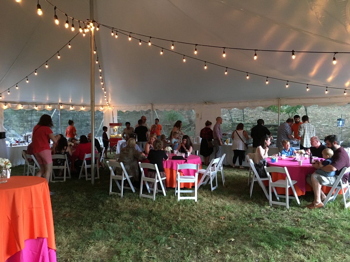 csibar's tweet photo. Happy birthday, Lauren! #LaurenB40 #csibUS https://t.co/ItmTxMP9Kj