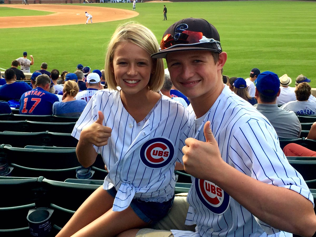 Hailey_March's tweet image. Cubs Win! ⚾️ #FlyTheW #MadeForOctober #ChicagoCubs