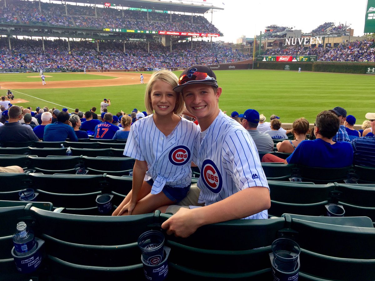 Hailey_March's tweet image. Cubs Win! ⚾️ #FlyTheW #MadeForOctober #ChicagoCubs