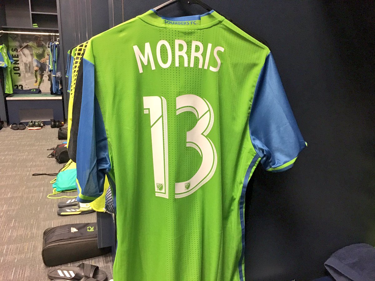 SoundersFC's tweet photo. On Saturdays, we wear Rave Green 💁 #SEAvVAN https://t.co/Ck6XgWPGSX