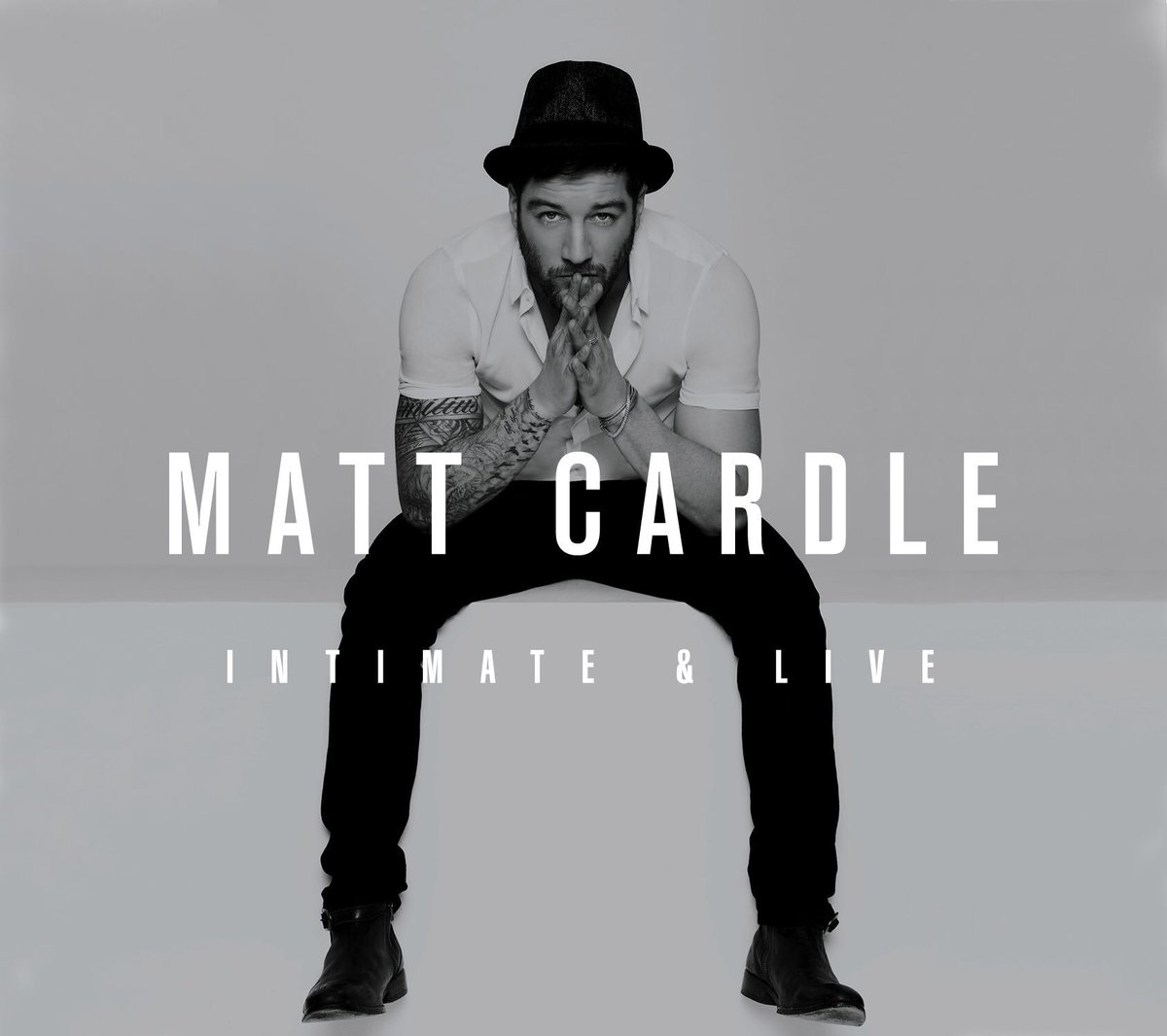 MariaElena_Ky's tweet photo. Found 1 of my stocking fillers this #Xmas Limited edition album from @mattcardle https://t.co/h2n19r0AZn #MattCardle https://t.co/dvOxV1lvSP