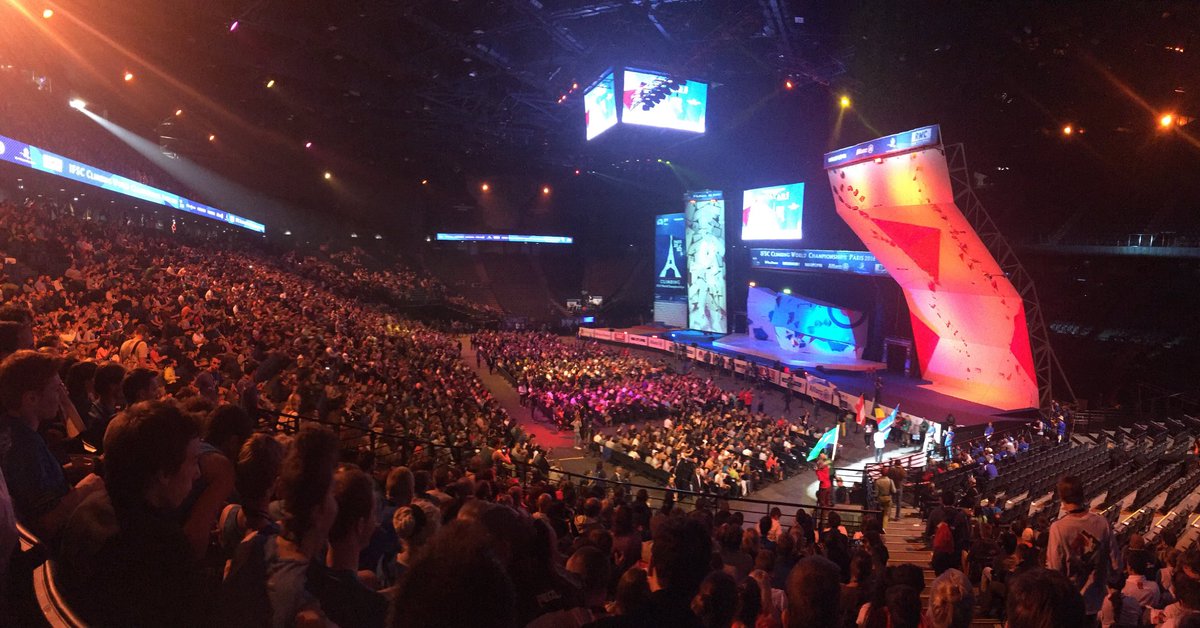 The @IFSClimbing finals tonight were amazing! So happy to see this many people watching a climbing competition!
