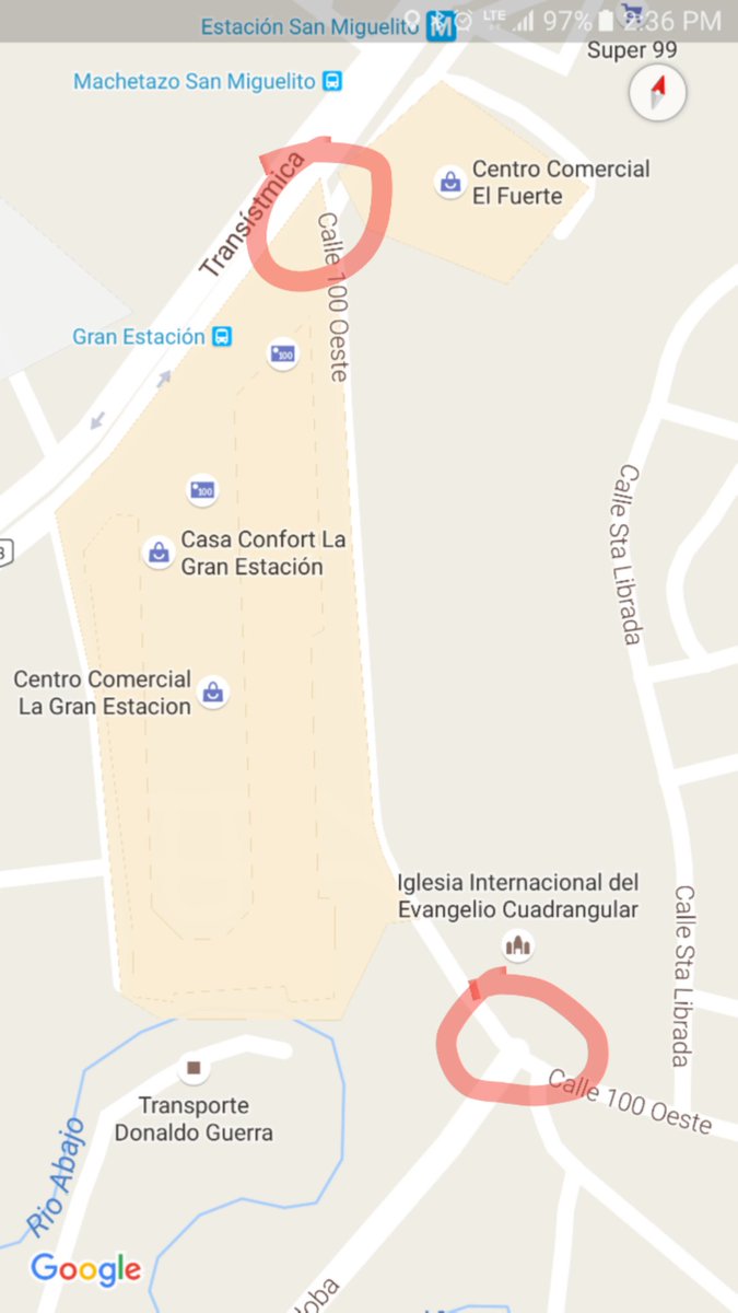 rolandolay's tweet photo. @ATTTPanama Cuando será el día en que en no vea manejo desordenado en estos puntos? Hasta cuando va poner policias? https://t.co/zhZ4QMgCYa