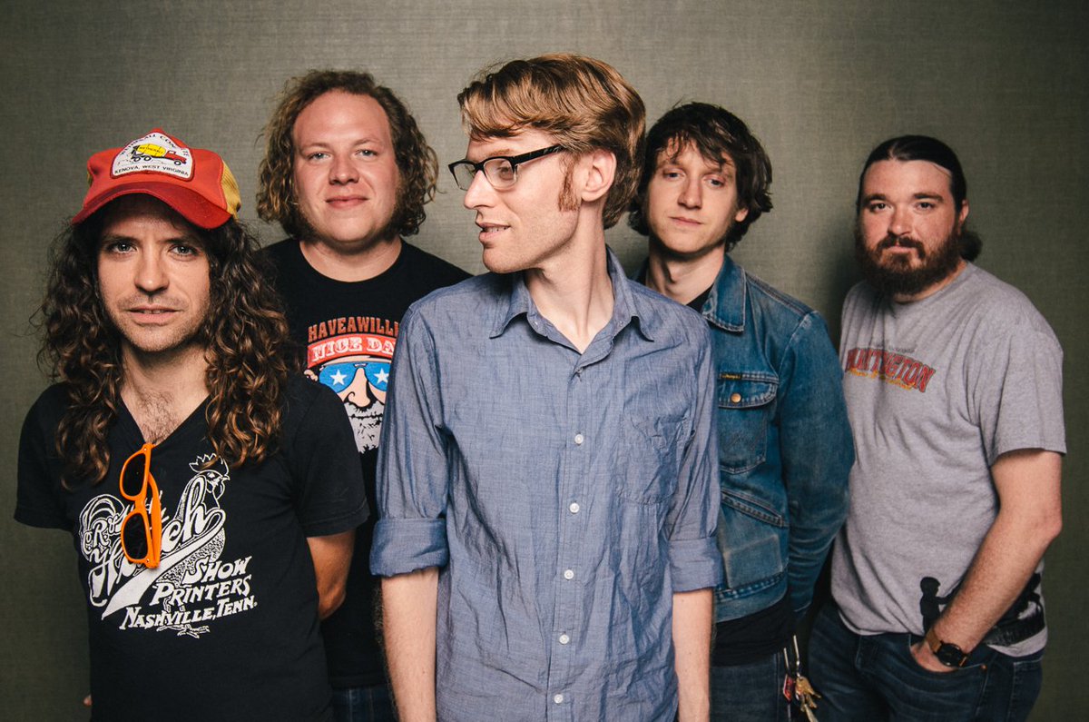 AChangeOfTune's tweet photo. That morning, @Saul_Asylum did a 📷 sesh w/ @BudCarroll, Rod, @William_Matheny, @RozwellKid's Adam &amp; @ianthegreyt... https://t.co/DP26qiuCah