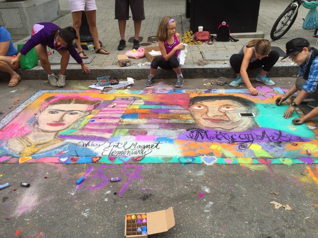 lesliewtaylor1's tweet image. The final touches!! WOW! @wileyelementary #SPARKcon @wcpssmagnets @KarenRose8864