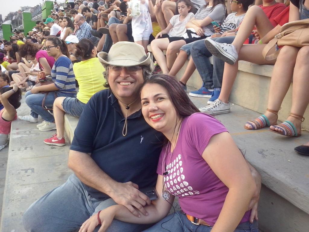 DEBBYHADAMOON's tweet photo. Namorando no torneio, muito booom
#targetradio2016 https://t.co/ZWU4J9VTlH