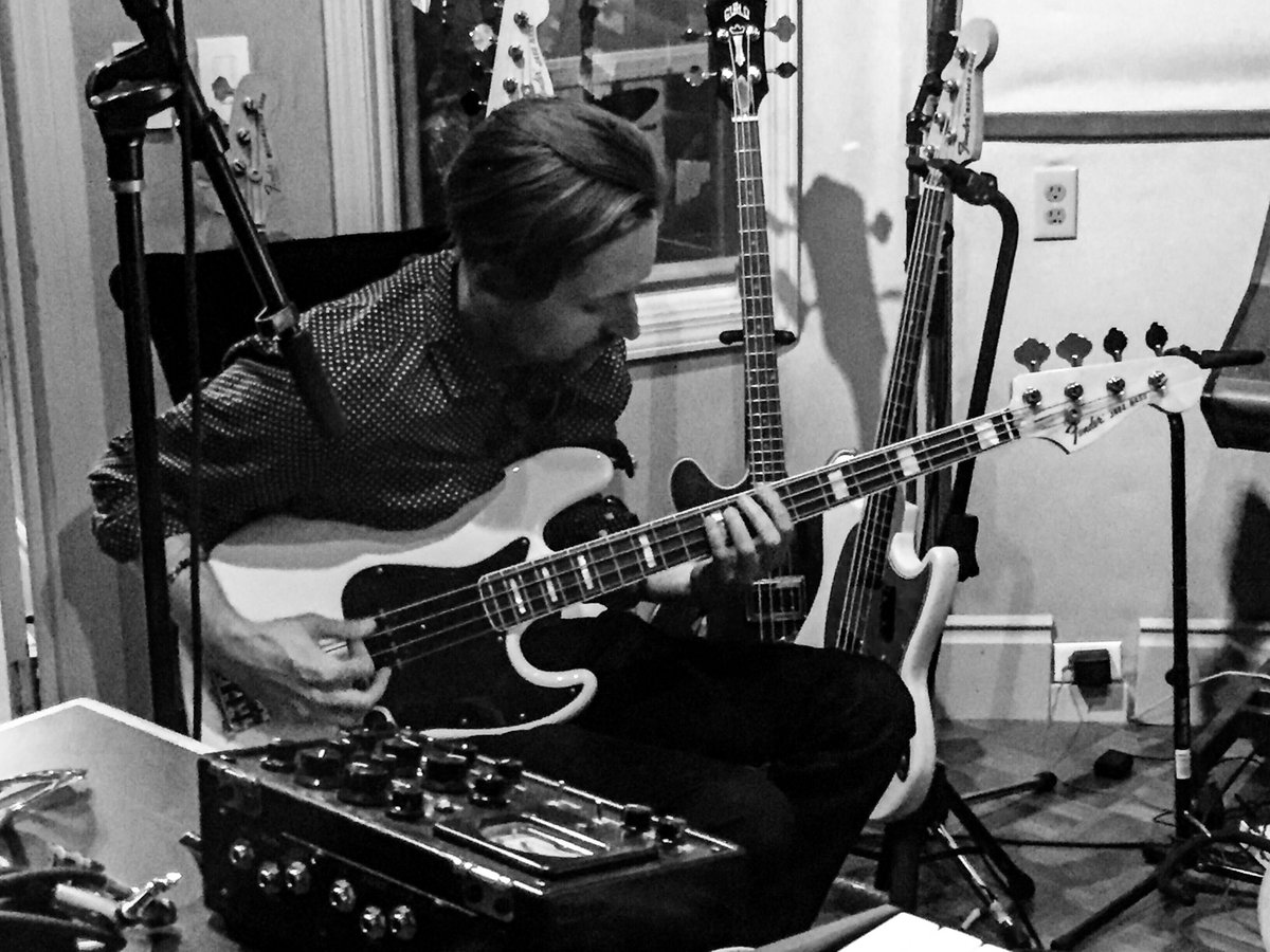 thekillers's tweet photo. Back in the stu with K's. 9/14/16 - Mark https://t.co/pLbfjk0EiA