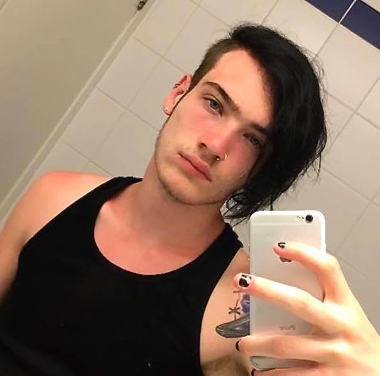 KRobertsonMusic's tweet image. #selfie #awhileago #enjoyyourweekend