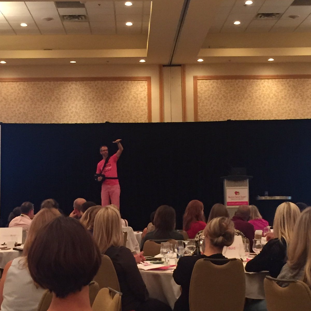 bolandia_'s tweet image. He is wearing pink head to toe 😂 @daverendall at the #weareboldpink @nursenextdoor conference