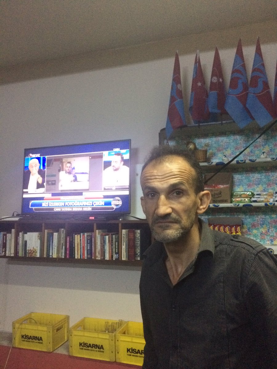 vlkn6161's tweet photo. @ertemsener #beyazfutboldasınız https://t.co/r07FgFu8Ou
