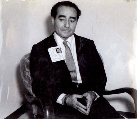 55 yıl önce darbeciler tarafından idam edilen,halkın gönlünde yer edinmiş merhum #AdnanMenderes'i rahmetle anıyoruz.