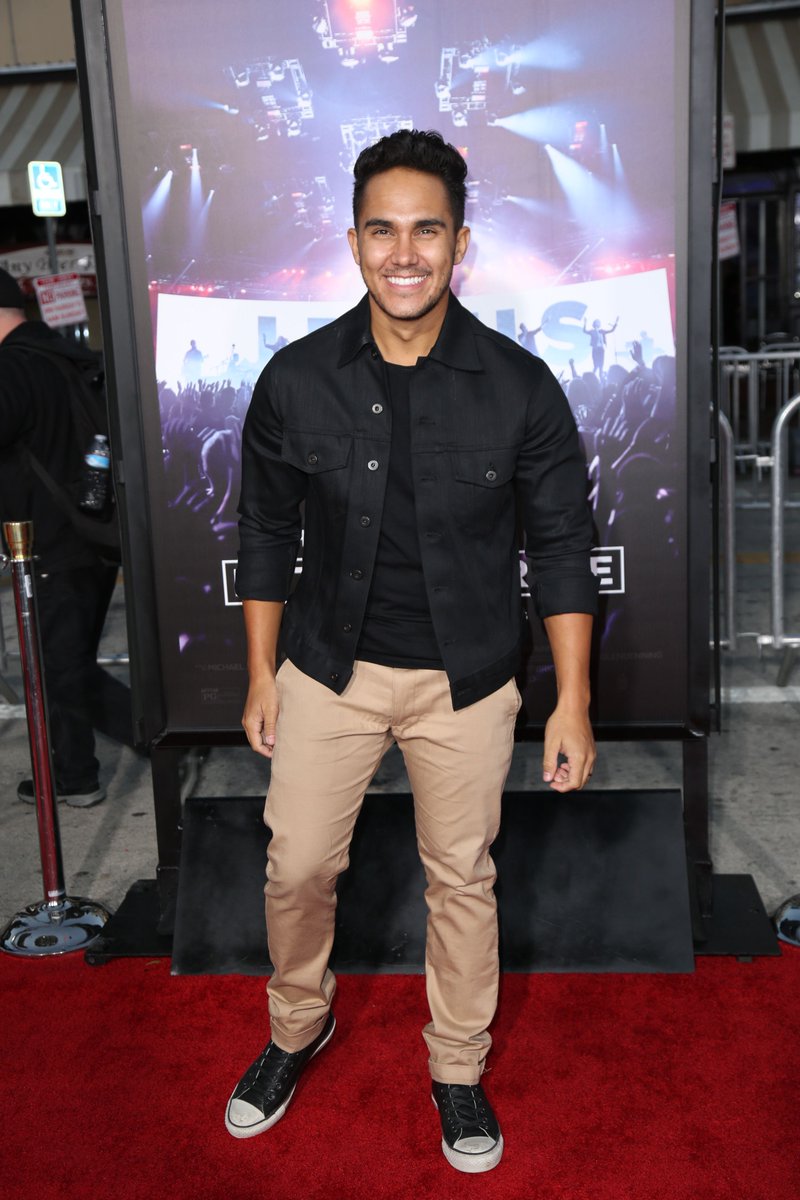 BTROnlinedotnet's tweet photo. . @TheCarlosPena at the Hillsong: Let Hope Rise premiere on Sept.13th! #BigTimeRush #penavega #carlospenavega https://t.co/Z88ycRwjPt
