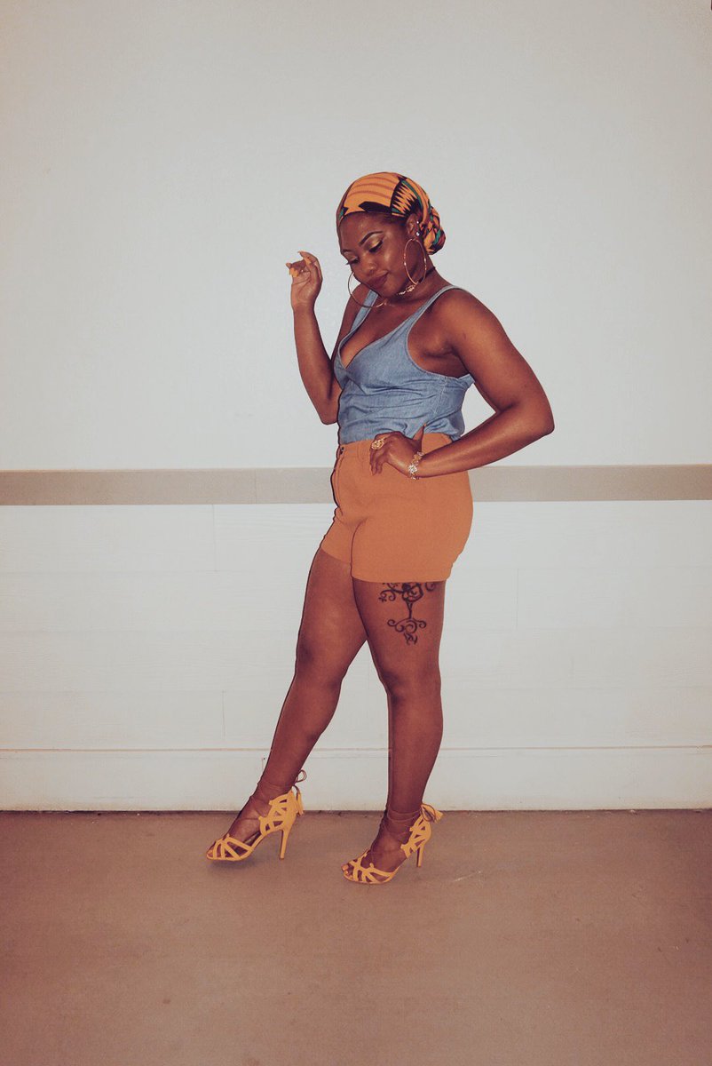 callmedreday's tweet image. Now watch the queen conquer #DenimDaze