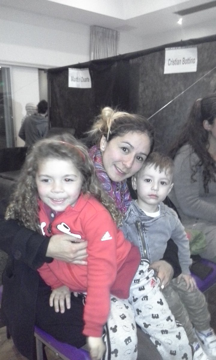 GuelmoPablo's tweet photo. Todos con el primo #flia unida https://t.co/yxRkHWjfKc