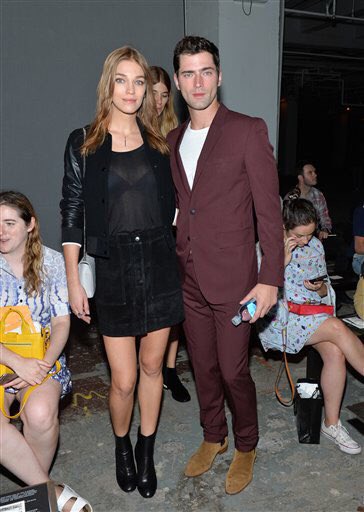 SeanOPrySPAIN's tweet photo. #NEW Sean O'Pry &amp; Samantha at Rag &amp; Bone fashion show on September 12, 2016 💑📸 https://t.co/RGc97TJSAL