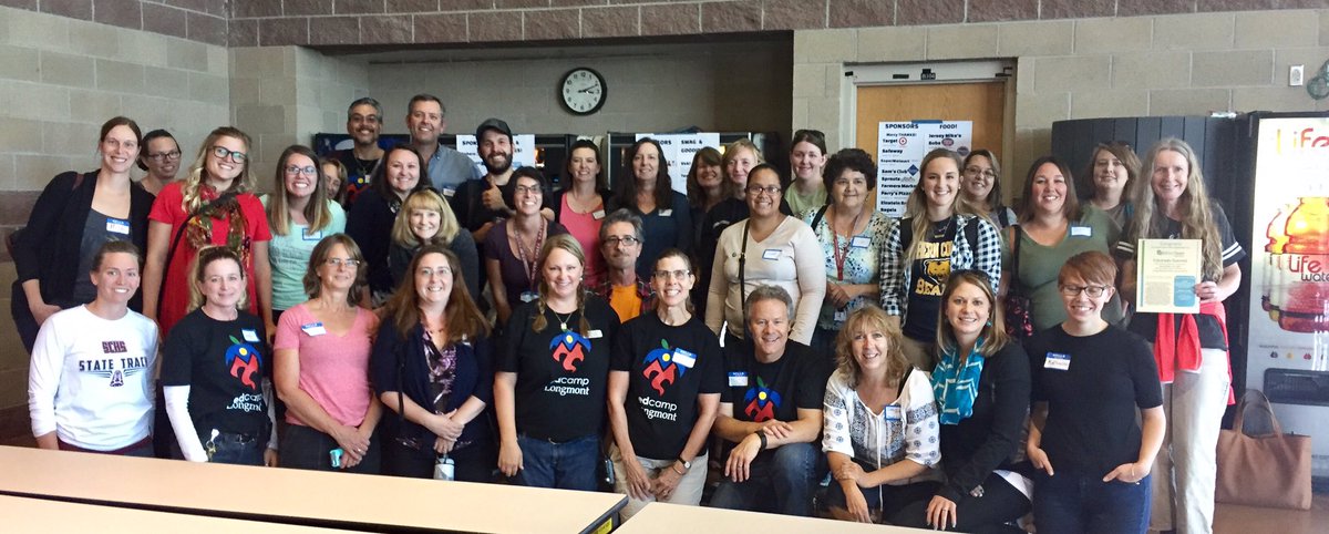Kohntastic's tweet photo. What a great day of #learning!! #edcamplongmont @pgoerner #svvsdlearns https://t.co/apyFPCcf0m