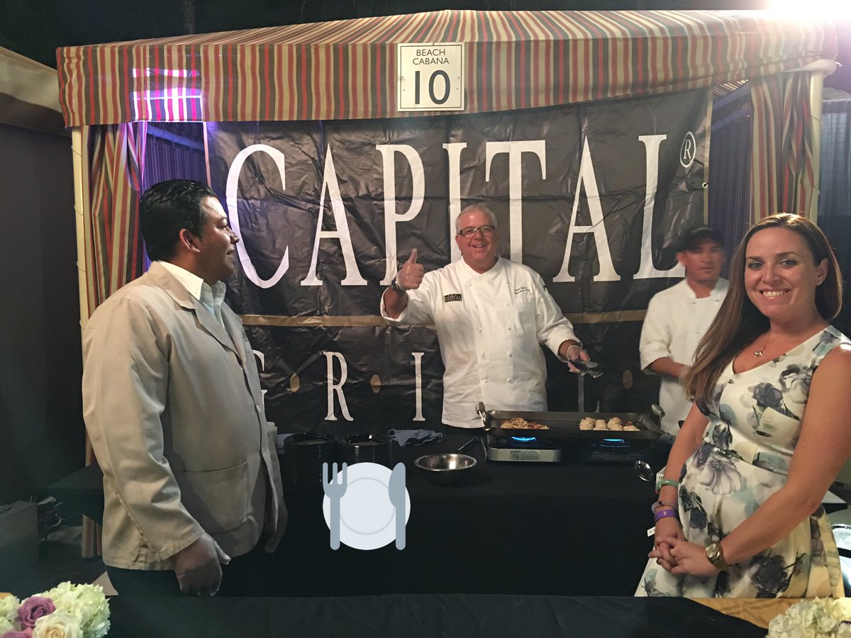 24k's tweet photo. The @CapitalGrille Chef gives the 👍 at last nights @EpicureanLV event. ad #MENUS2016 https://t.co/X393yPxqdY