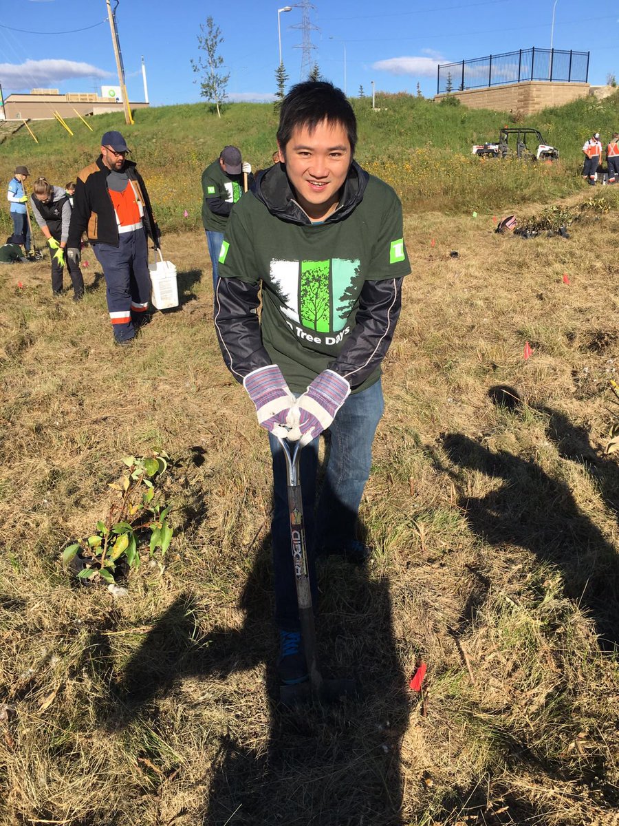 hlhkwok's tweet photo. #TDTreeday at Creekside Park! @DerekTurner_TD @VencyChui https://t.co/UzJA931WVS