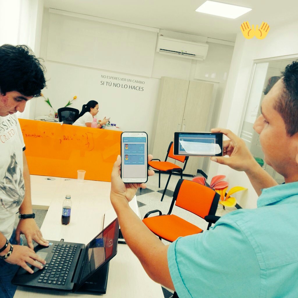 SolTechIot's tweet image. Trabajando en nuestra app LooKID #bootcamp , muy agradecidos con @AppsCo @Ministerio_TIC @AppscoMacondo