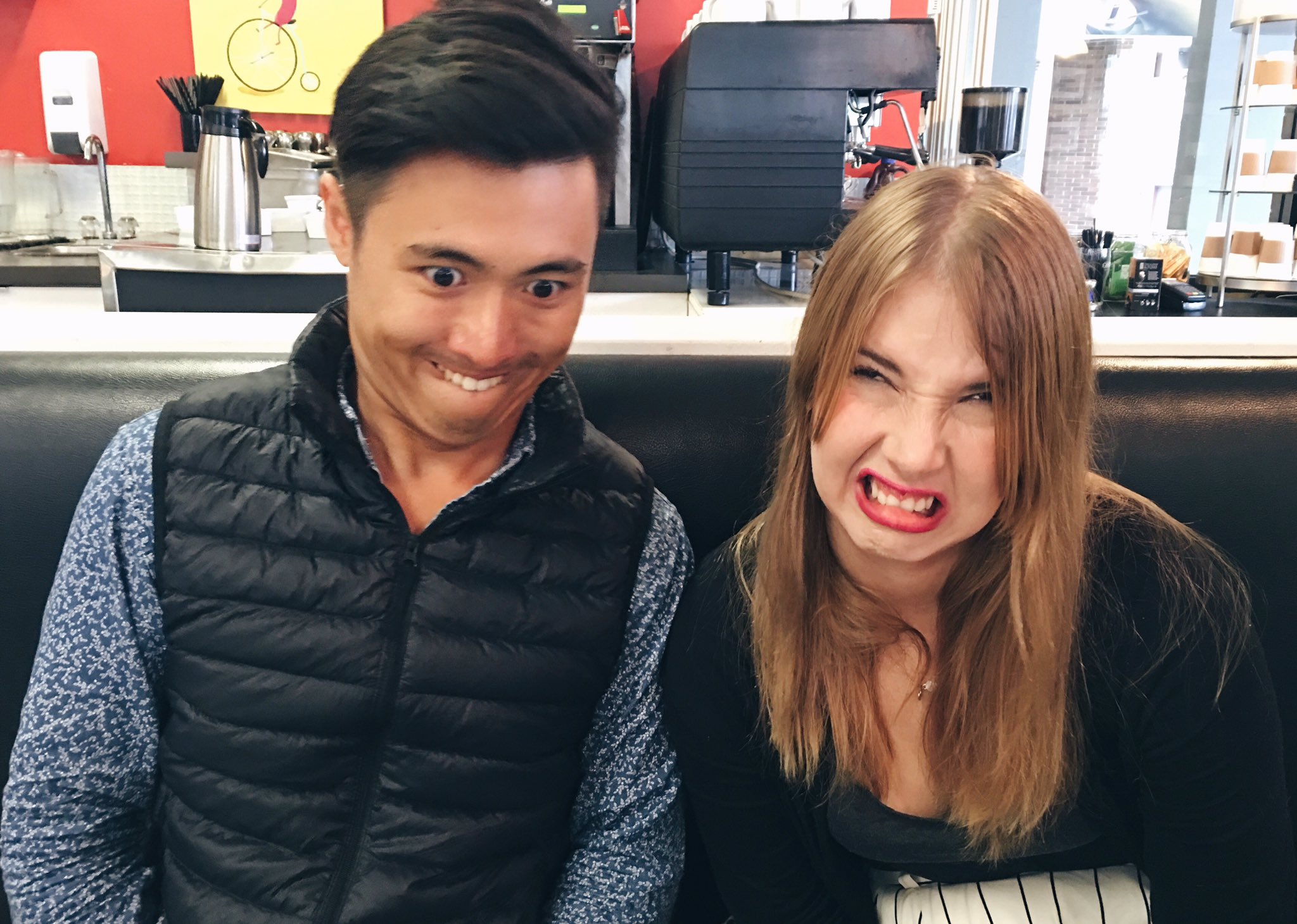 2 pic. Late brunch styles @deacons_corner with my beautiful friends @ciaela & @yaoxufilms from Japan. https://t.co/MduzRs63L6