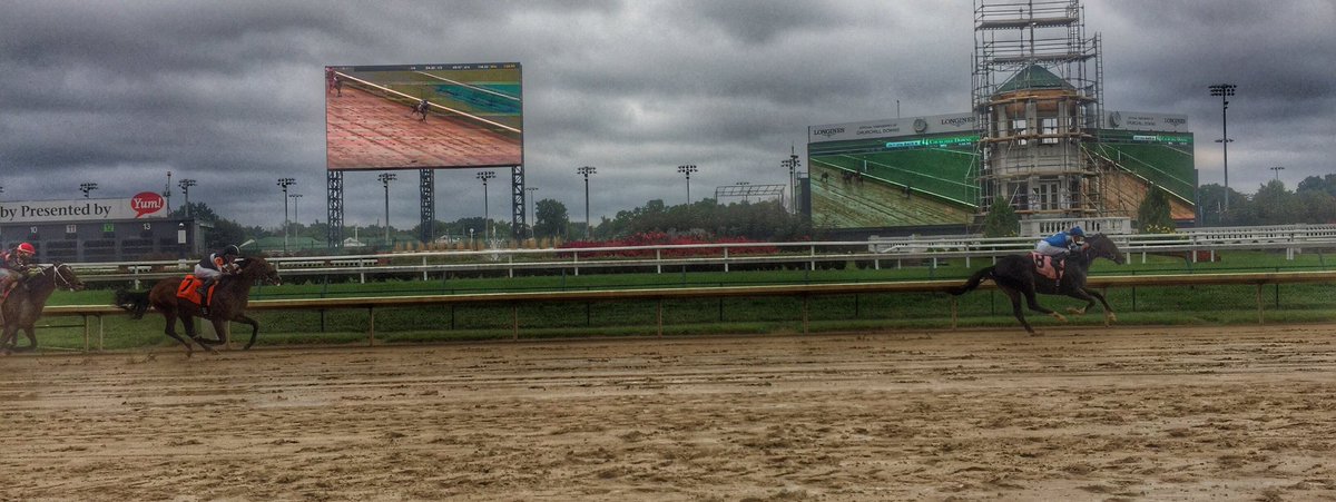 Not This Time runs away with the Iroquois presented by <a href="/TwinSpires/">TwinSpires Racing 🏇</a> -- a <a href="/BreedersCup/">Breeders' Cup</a> #WinAndYoureIn!